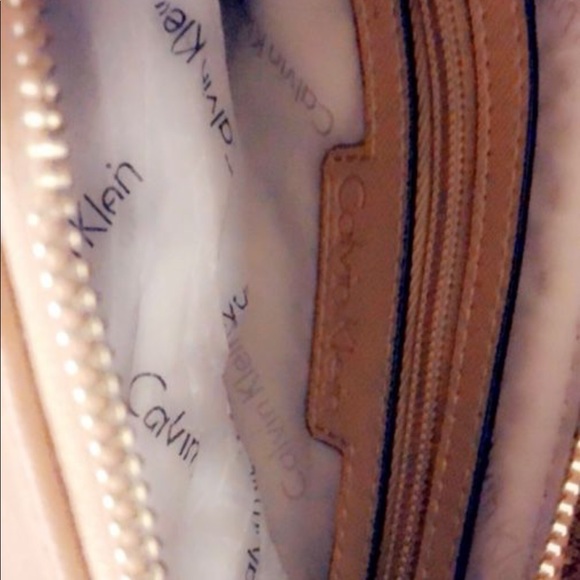 Purse - Picture 2 of 2